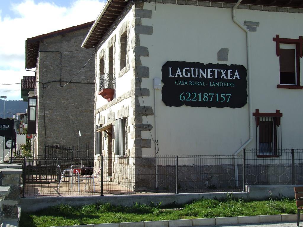 Casa Rural Lagun Etxea Pobes Esterno foto